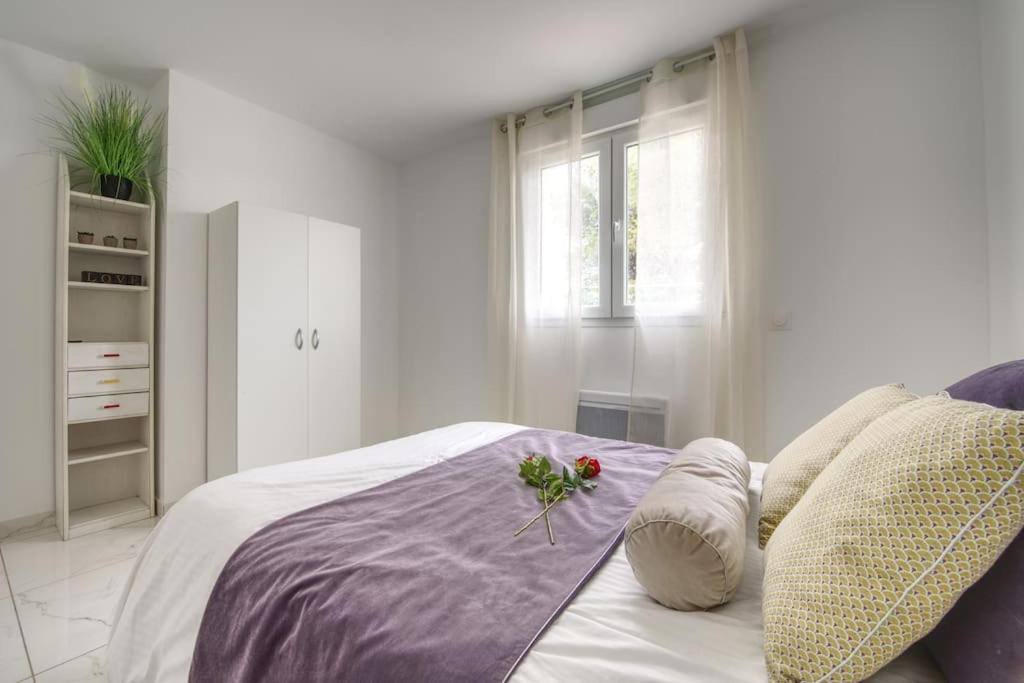 Апартаменты Appt P2 De 1 A 6 Pers A Роньяк Экстерьер фото