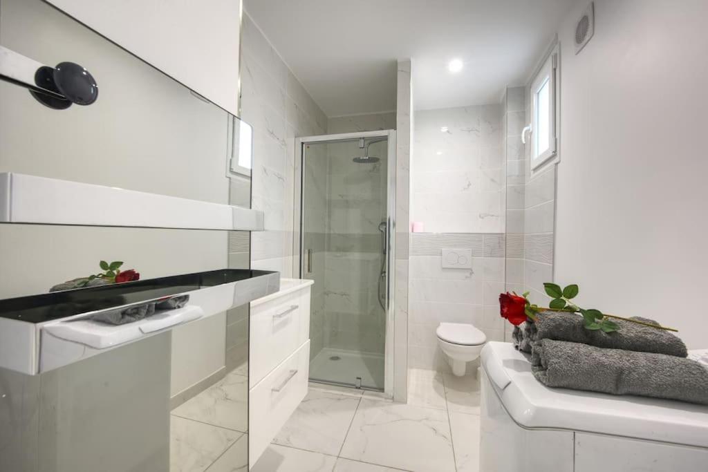 Апартаменты Appt P2 De 1 A 6 Pers A Роньяк Экстерьер фото